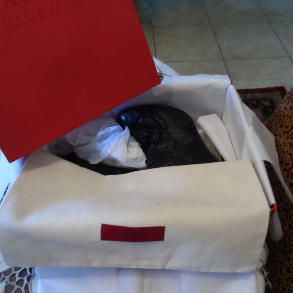 Valentino Garavani Black Calfskin Leather Rose Edition Ankle Boots Size 37B - Picture 2 of 16